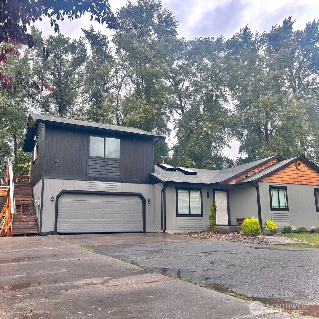 Property Photo:  14128  51st Avenue NE  WA 98271 