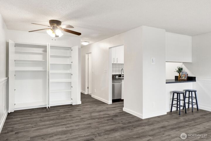 Property Photo: 819 High Street 101 WA 98225