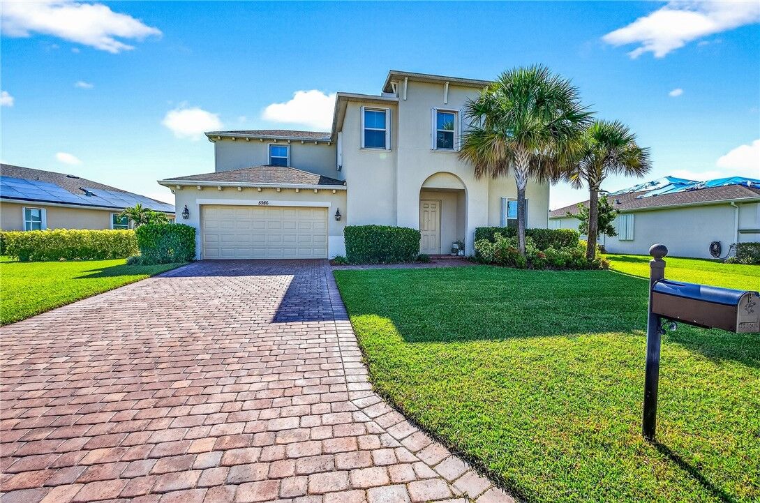 Property Photo:  5986 Sequoia Circle  FL 32967 