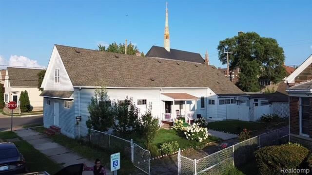 2354 Norwalk Street  Hamtramck MI 48212 photo