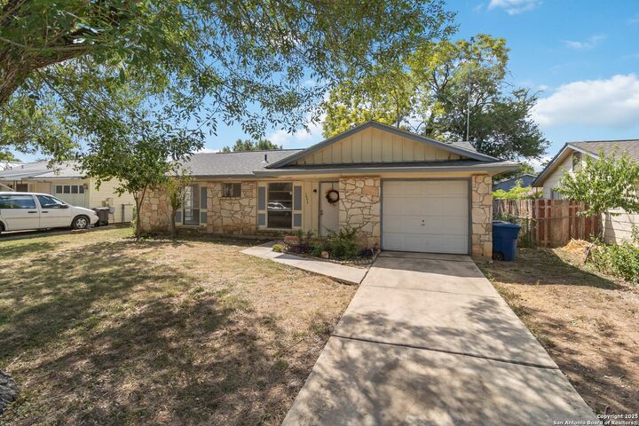 Property Photo: 7406 Clear Water St TX 78238