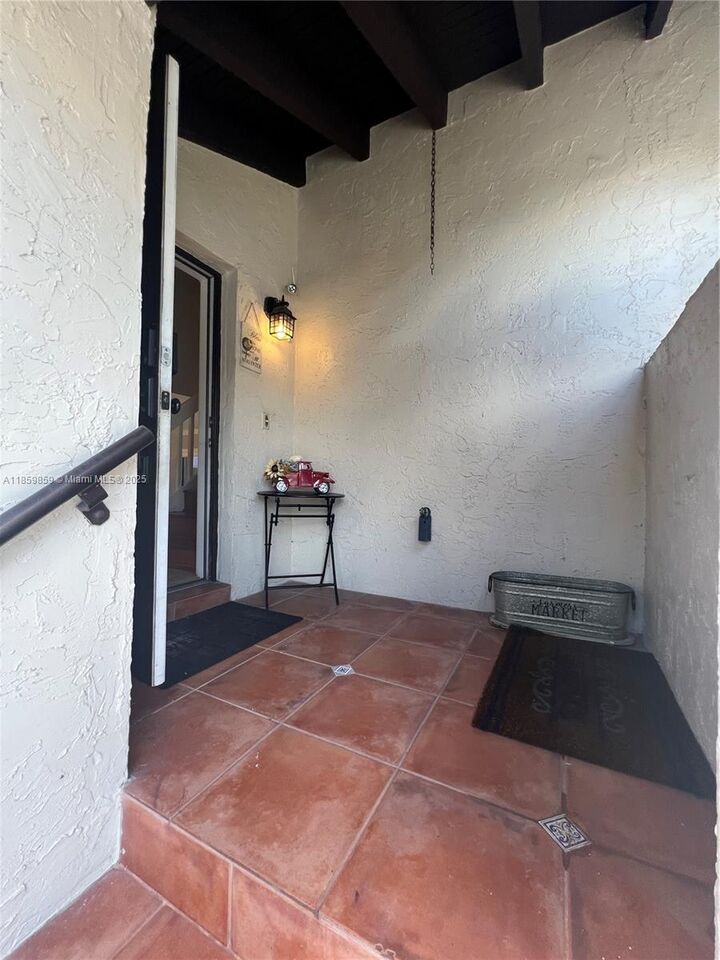Property Photo:  4910 SW 149th Ct 11B  FL 33185 
