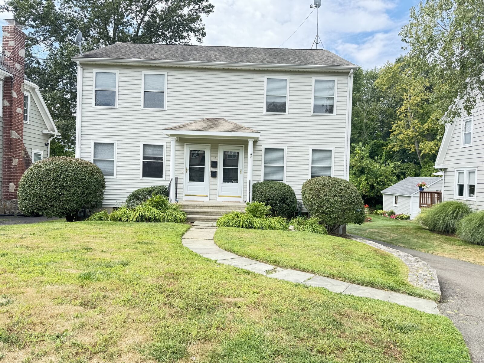 Property Photo:  17 Glenwood Avenue 1  CT 06854 