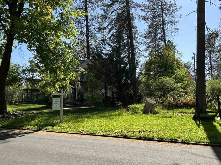 Property Photo:  3338 S Manito Blvd  WA 99203 