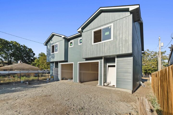 Property Photo:  9623 E Nixon Ln  WA 99206 