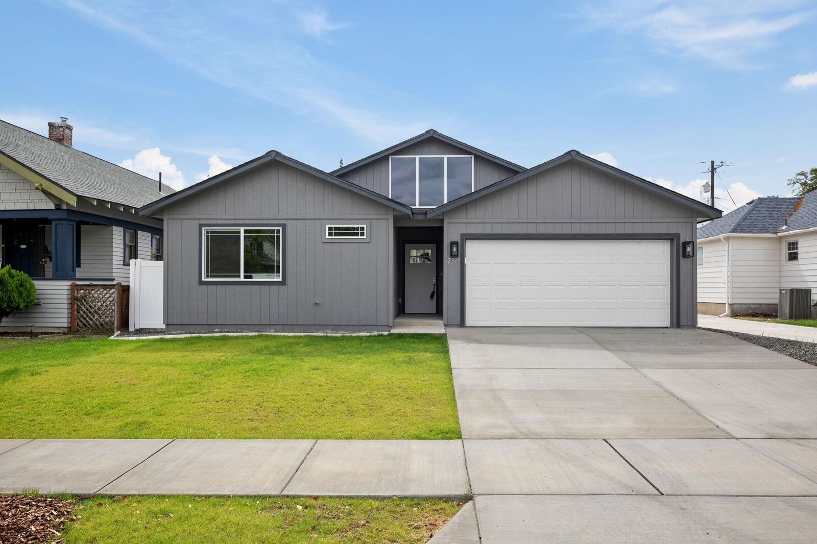 Property Photo:  2912 E Wabash Ave  WA 99207 