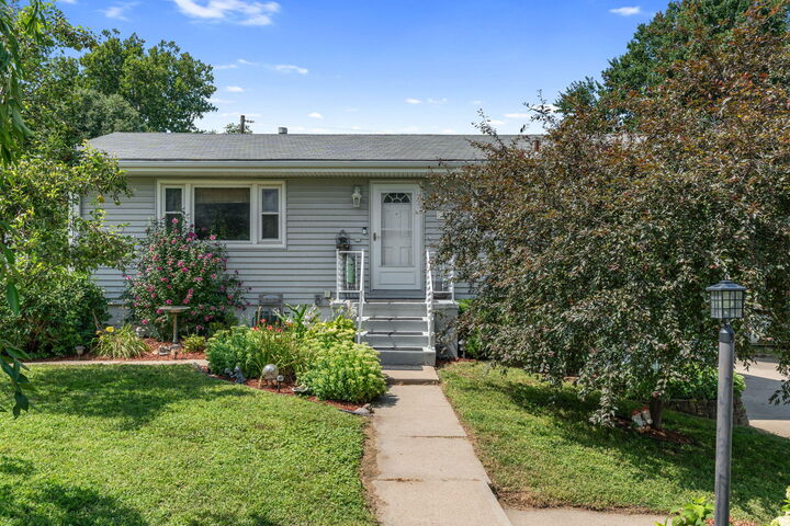 Property Photo:  190 Bennett  Avenue  IA 51503 