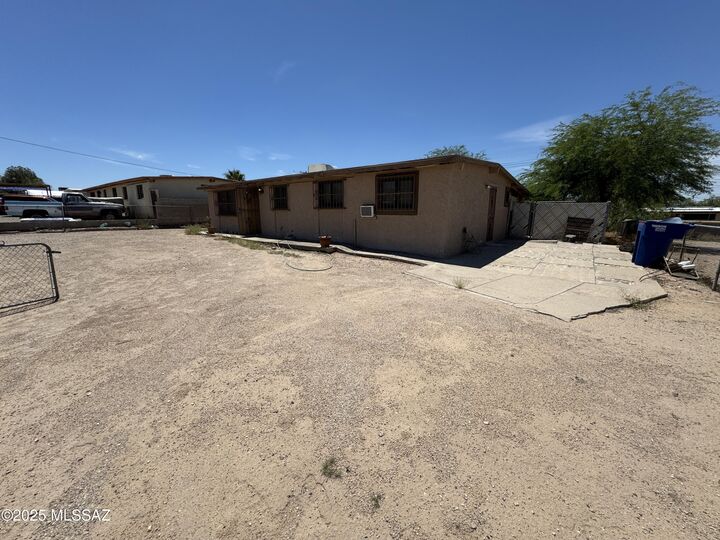 Property Photo: 5418 S Oregon Drive AZ 85706