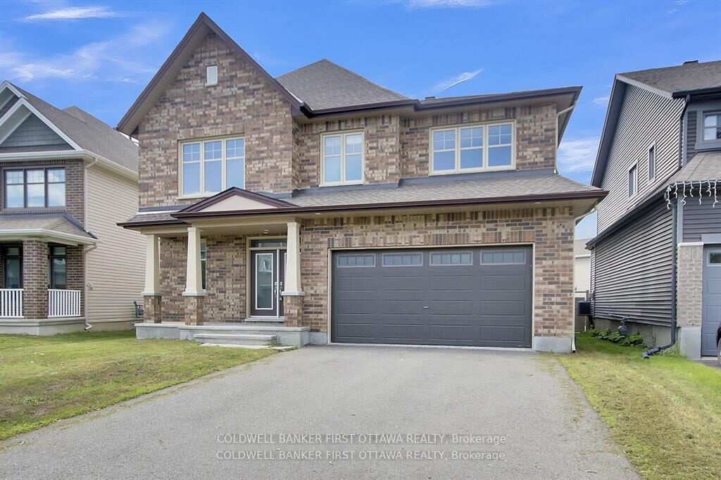 Property Photo: 620 Sora Way ON K1T 0N7