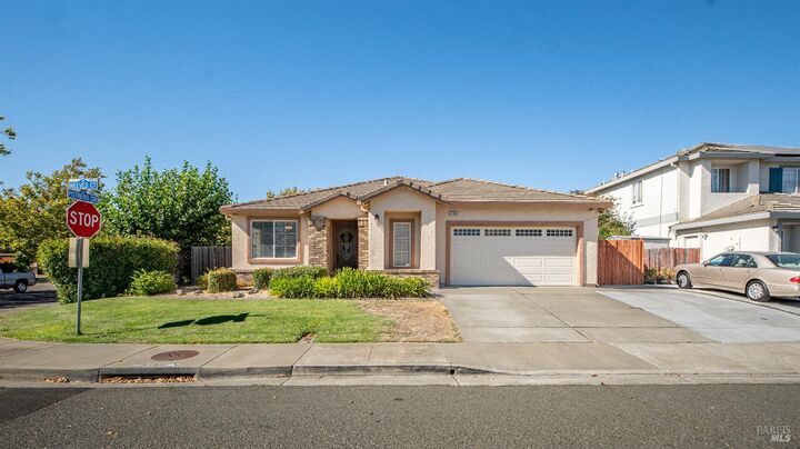 Property Photo: 1300 Reeves Court CA 94585