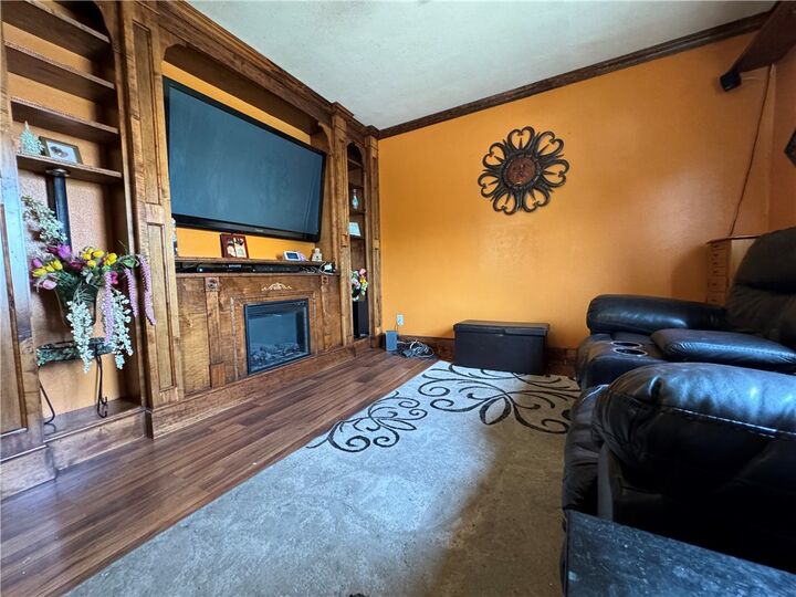 Property Photo:  207 William Street  NY 14456 
