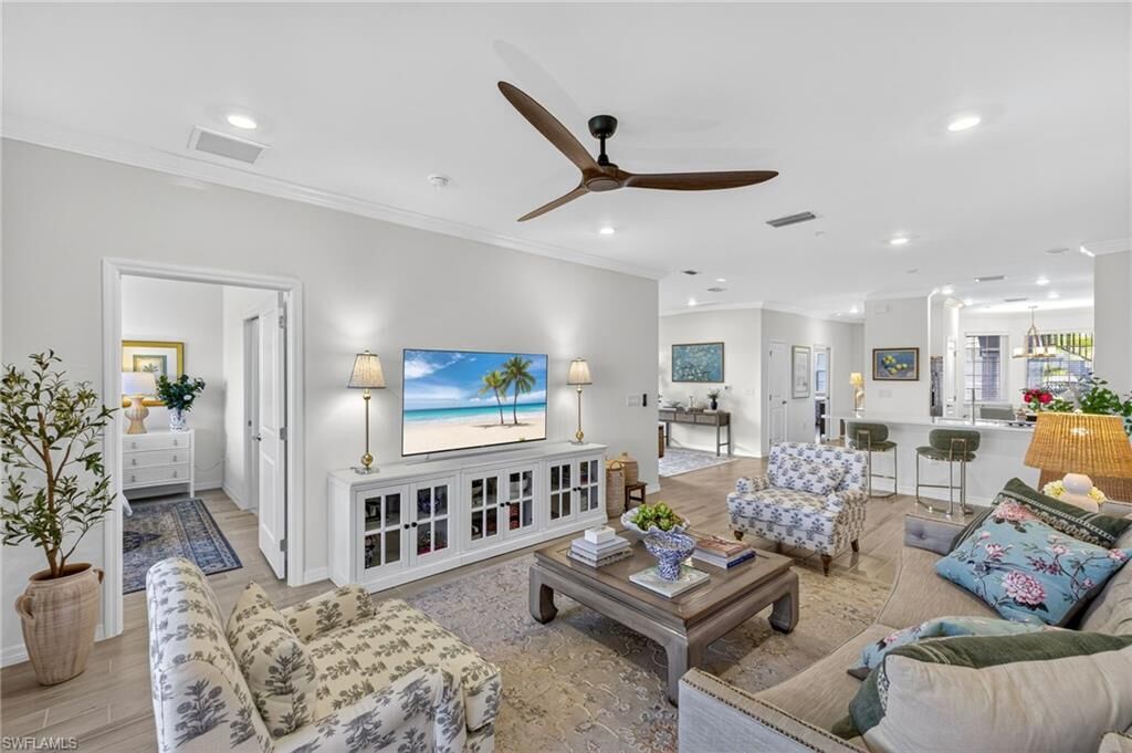 Property Photo:  11861 Venetian Lagoon Dr 104  FL 33913 