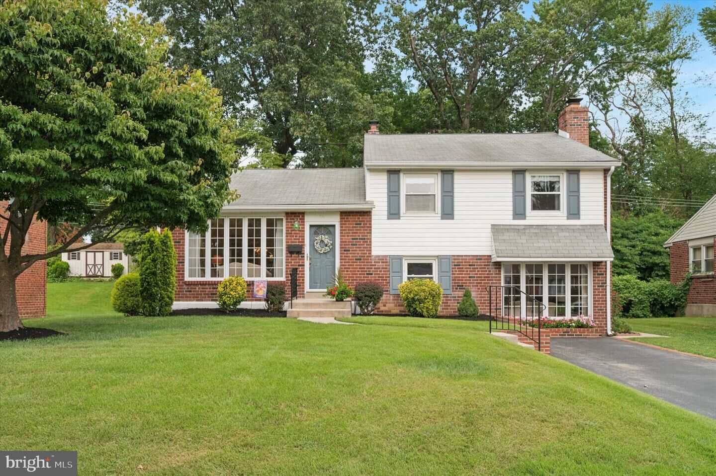 Property Photo:  341 Rittenhouse Circle  PA 19083 