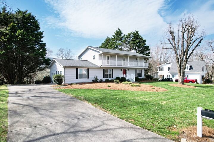 Property Photo: 1922 Brookhaven Circle GA 30720