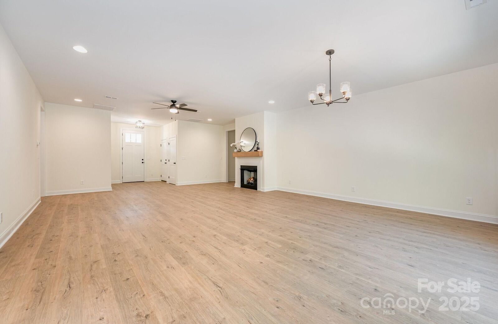 Property Photo: 1105 Rudder Circle NC 28146