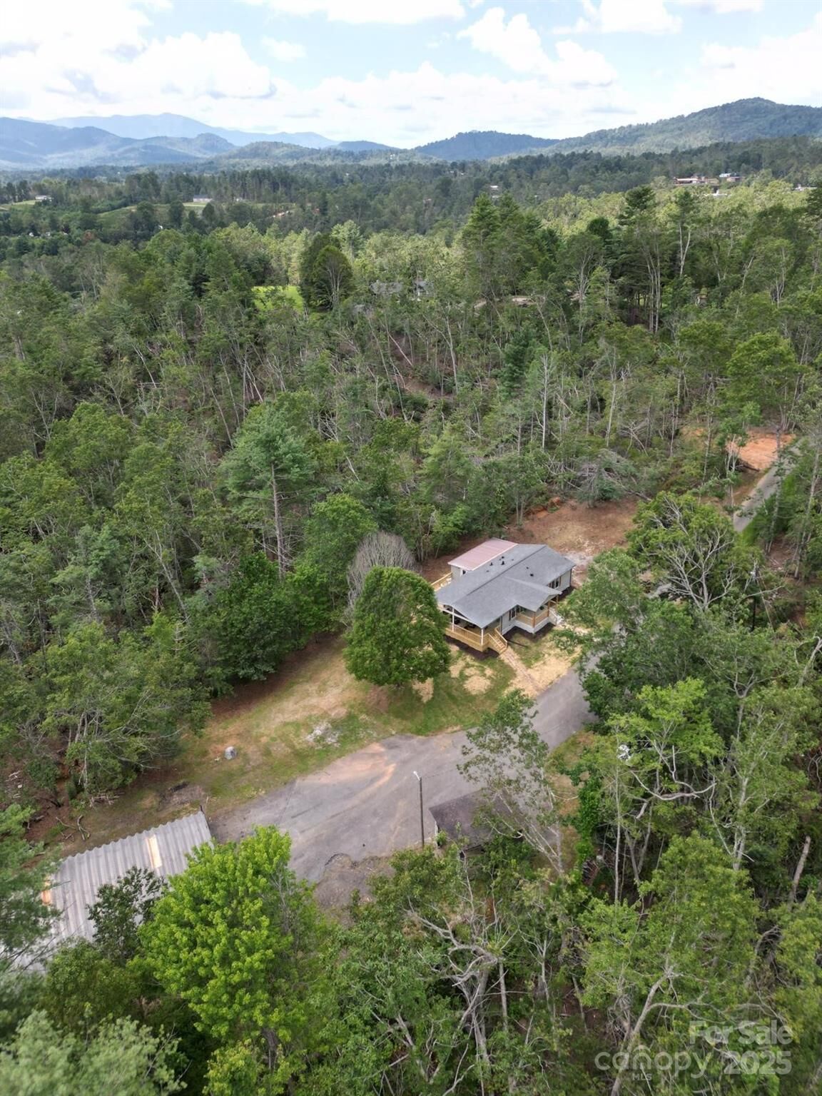 Property Photo:  600 Pine Run Road  NC 28777 