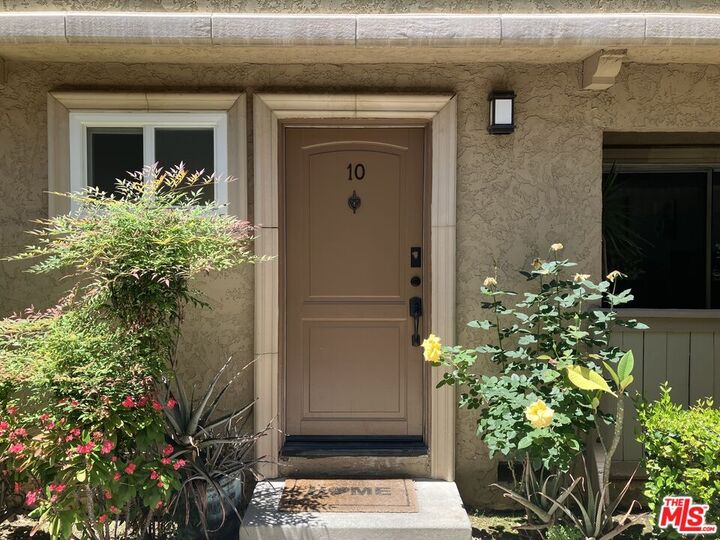 20158 Cohasset St  Winnetka CA 91306 photo