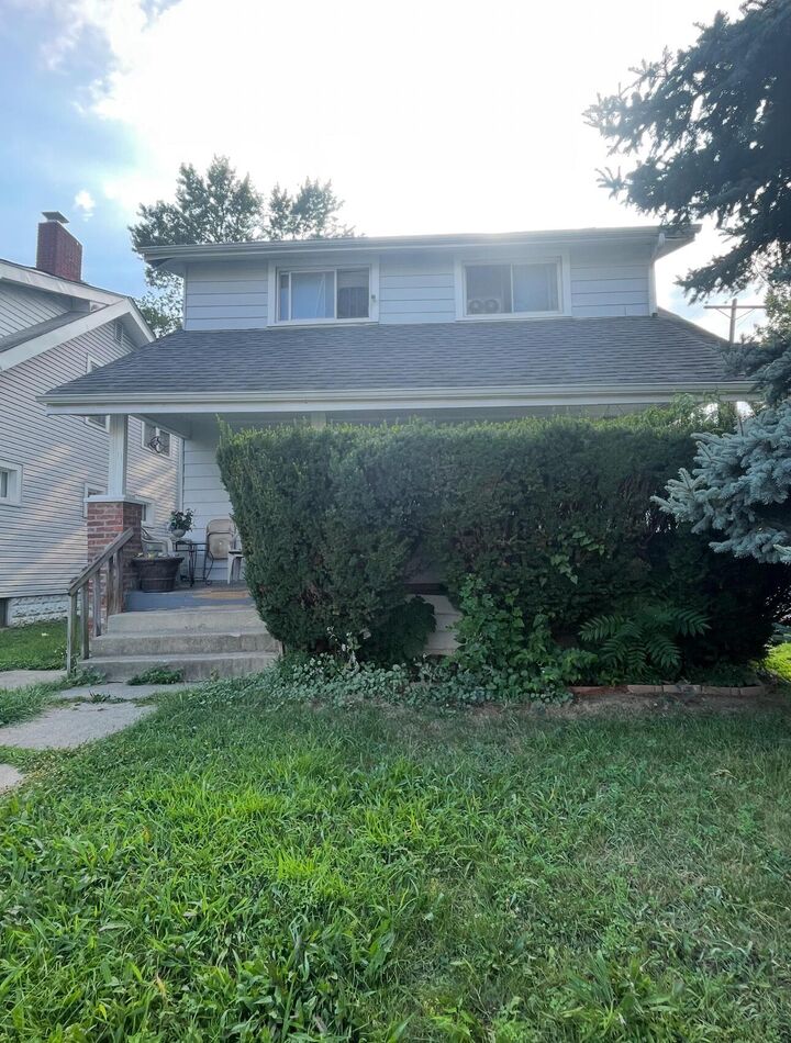 Property Photo: 511 S Wayne Avenue OH 43204
