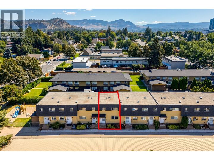 1283 Bernard Avenue 4  Kelowna BC V1Y 6R3 photo