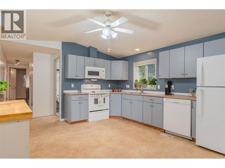 Property Photo:  891 Monte Vista Drive 24  BC V0G 1Y0 
