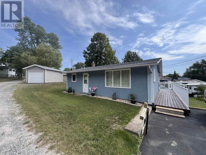 109 Houghton Road  Kenora ON P9N 4E1 photo