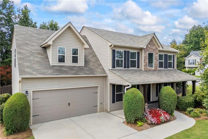 Property Photo: 1041 Blakewood Court GA 30620