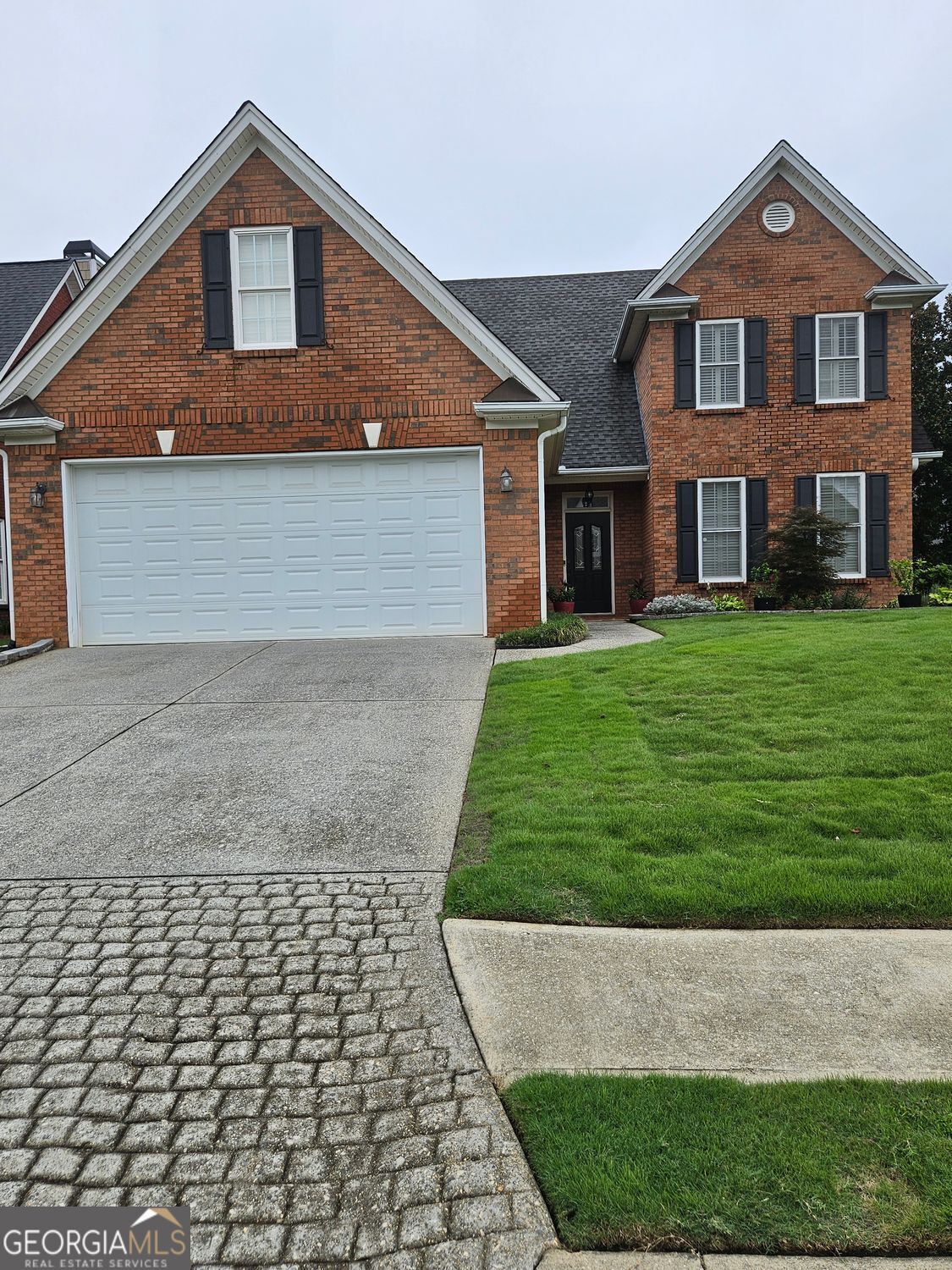 Property Photo:  725 Windsor Place Circle SW  GA 30017 