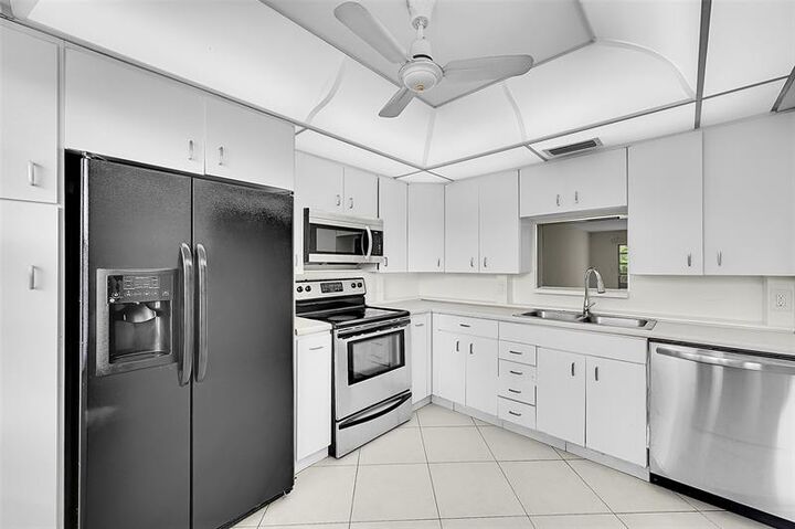 2402 Antigua Cir C3  Coconut Creek FL 33066 photo