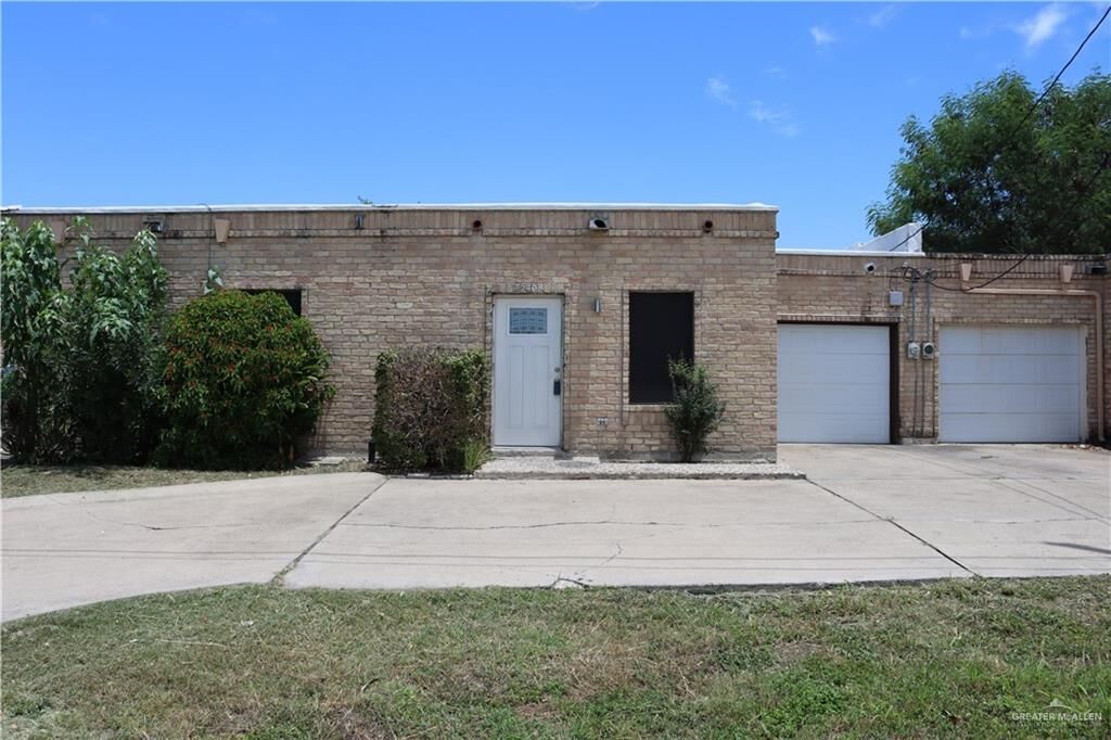 Property Photo: 2408 N 19 1/2 Street TX 78501
