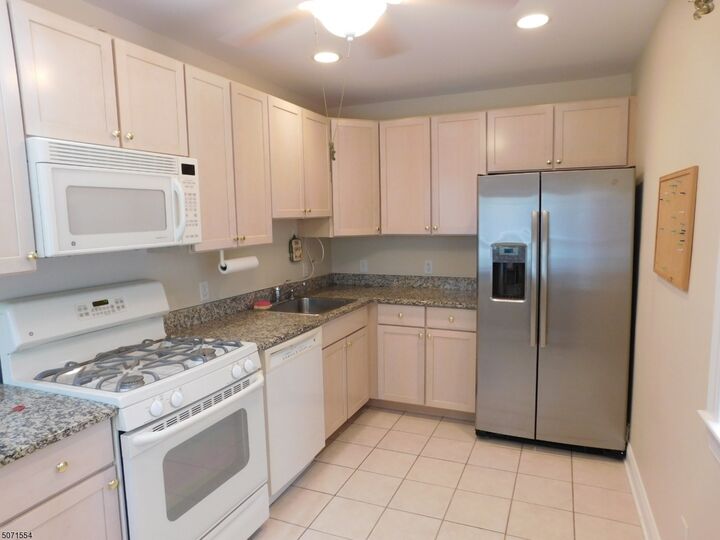 Property Photo: 34 Breckenridge Ter NJ 07405