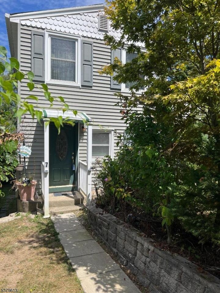 7 Wildrose Rd  Jefferson Twp. NJ 07438 photo