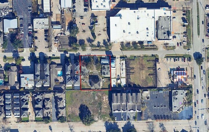 Property Photo:  5621 Val Verde Street  TX 77057 