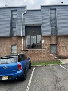 Property Photo:  700 Schuyler Ave A12  NJ 07032 