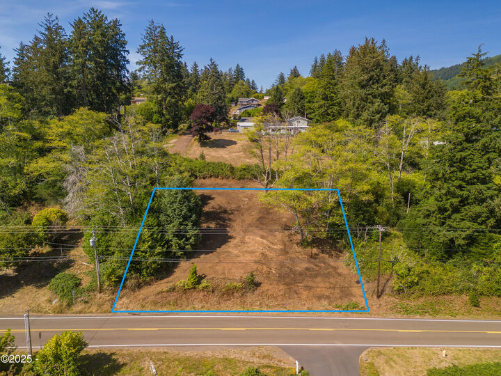 Property Photo: 6230 Tillamook Avenue OR 97107