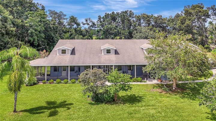 Property Photo: 384 E Kings Highway FL 33514
