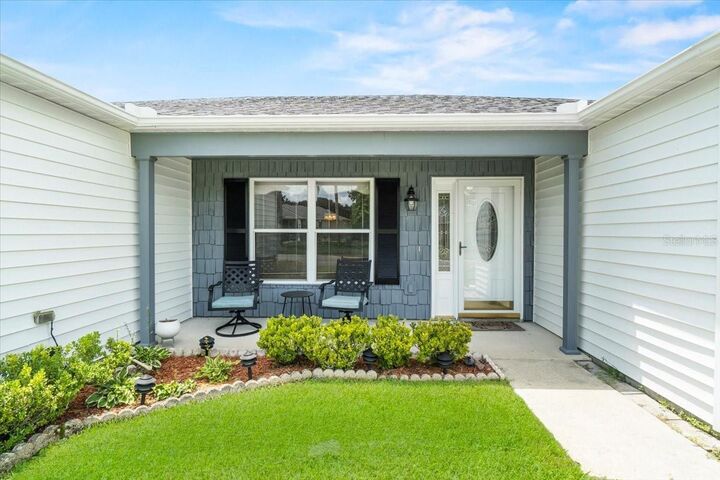 Property Photo: 6116 Magpie Drive FL 33809