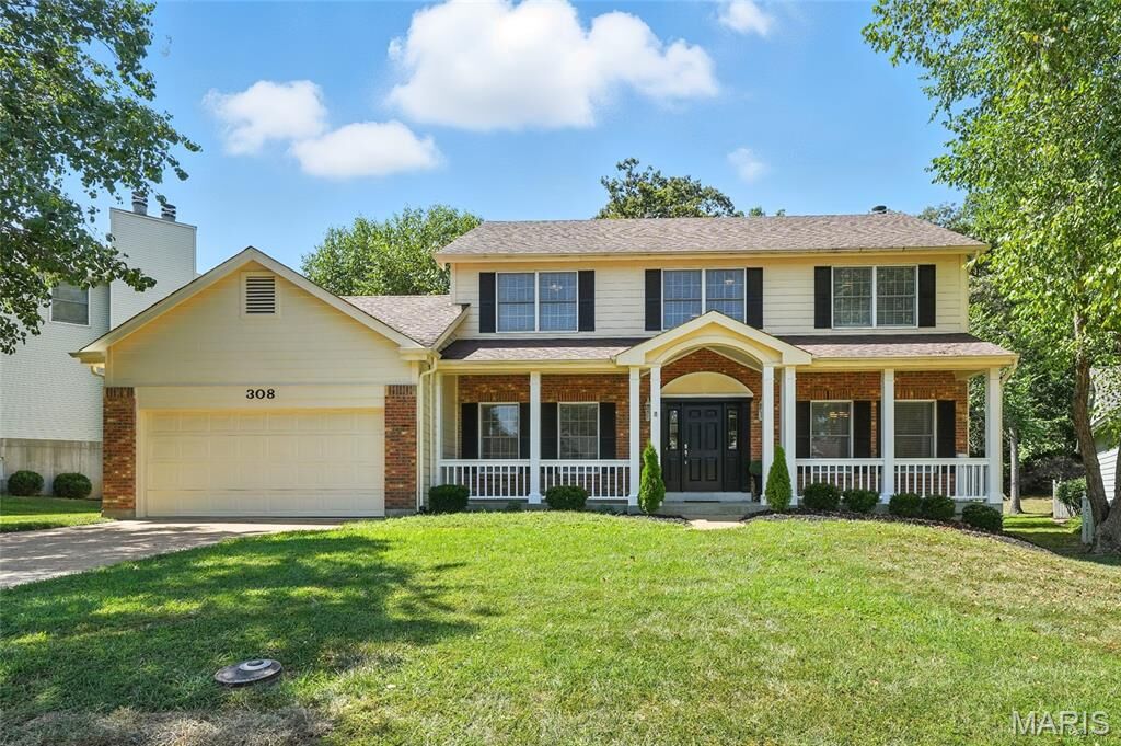 Property Photo:  308 Mission Bay Court  MO 63040 