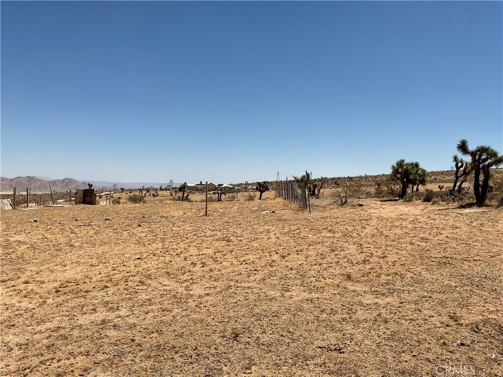 Property Photo:  1 Luna Mountain Road  CA 92308 