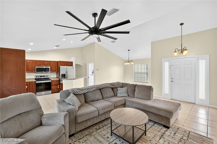 Property Photo: 3912 16th Street SW FL 33976