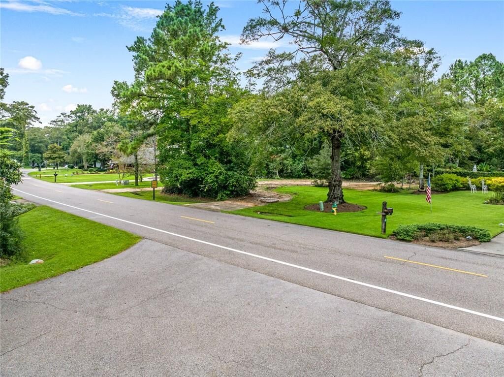 Property Photo:  683 N Beau Chene Drive  LA 70471 