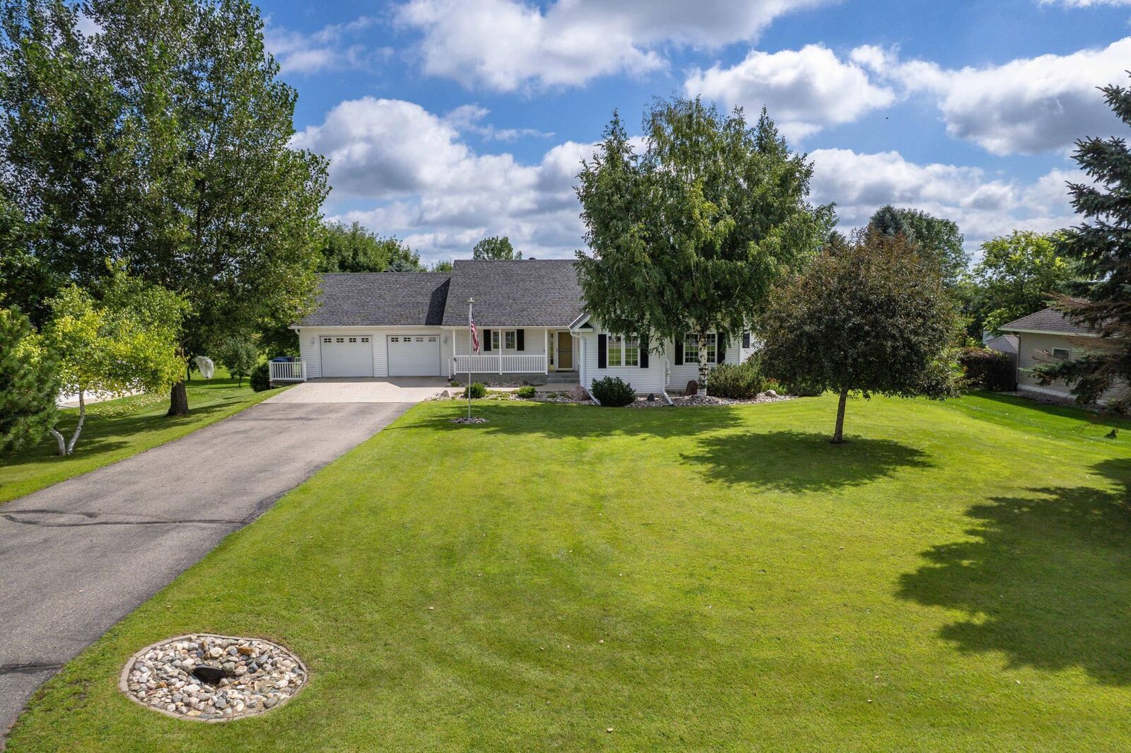 Property Photo:  3607 Pebble Hills Drive  MN 56537 