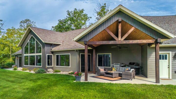 Property Photo: 22278 Leonard Road MN 56634