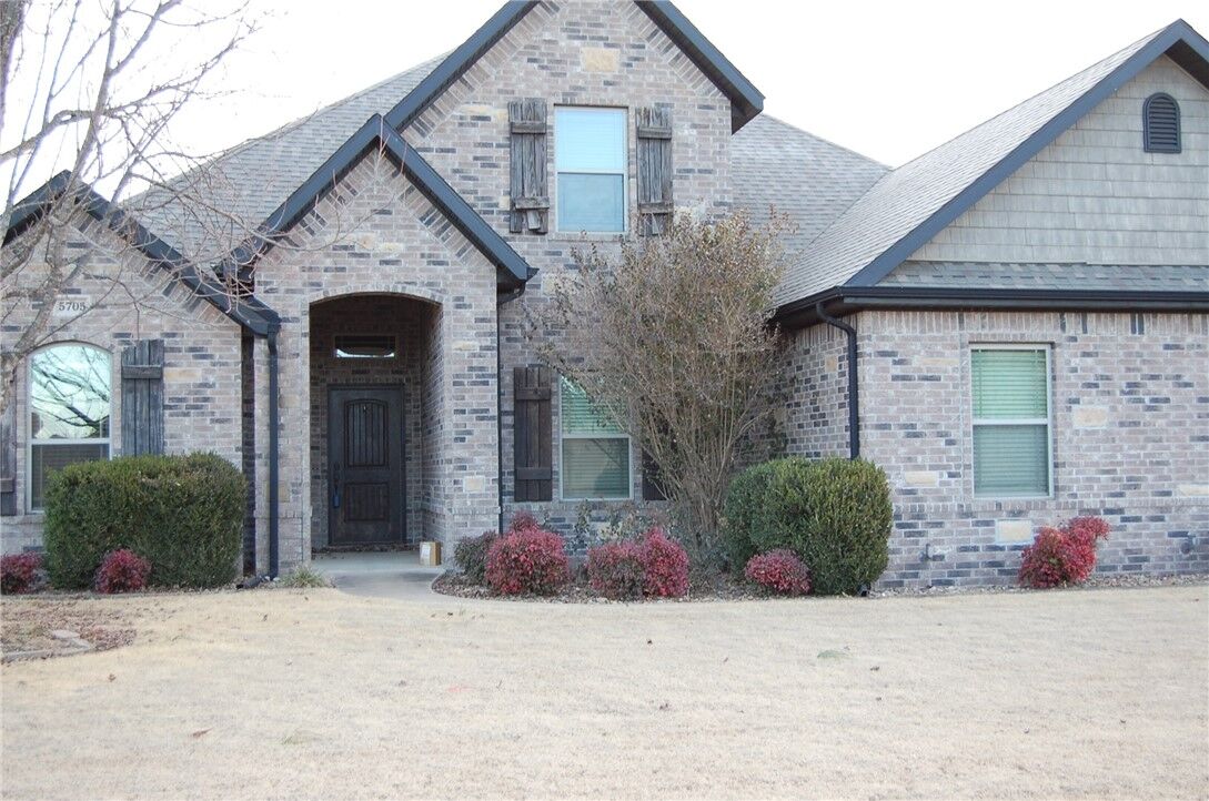 Property Photo:  5705 S 63rd Street  AR 72758 