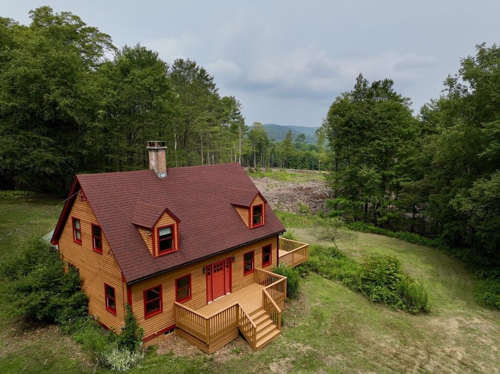 Property Photo: 376 E Hill Rd MA 01337