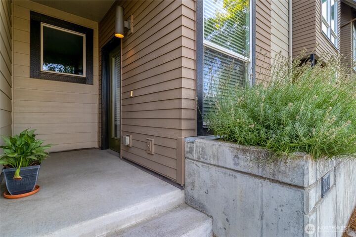 Property Photo:  221 W Sumach Street  WA 99362