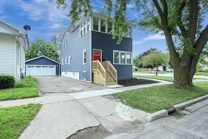 Property Photo:  553 W 16th Avenue  WI 54902 