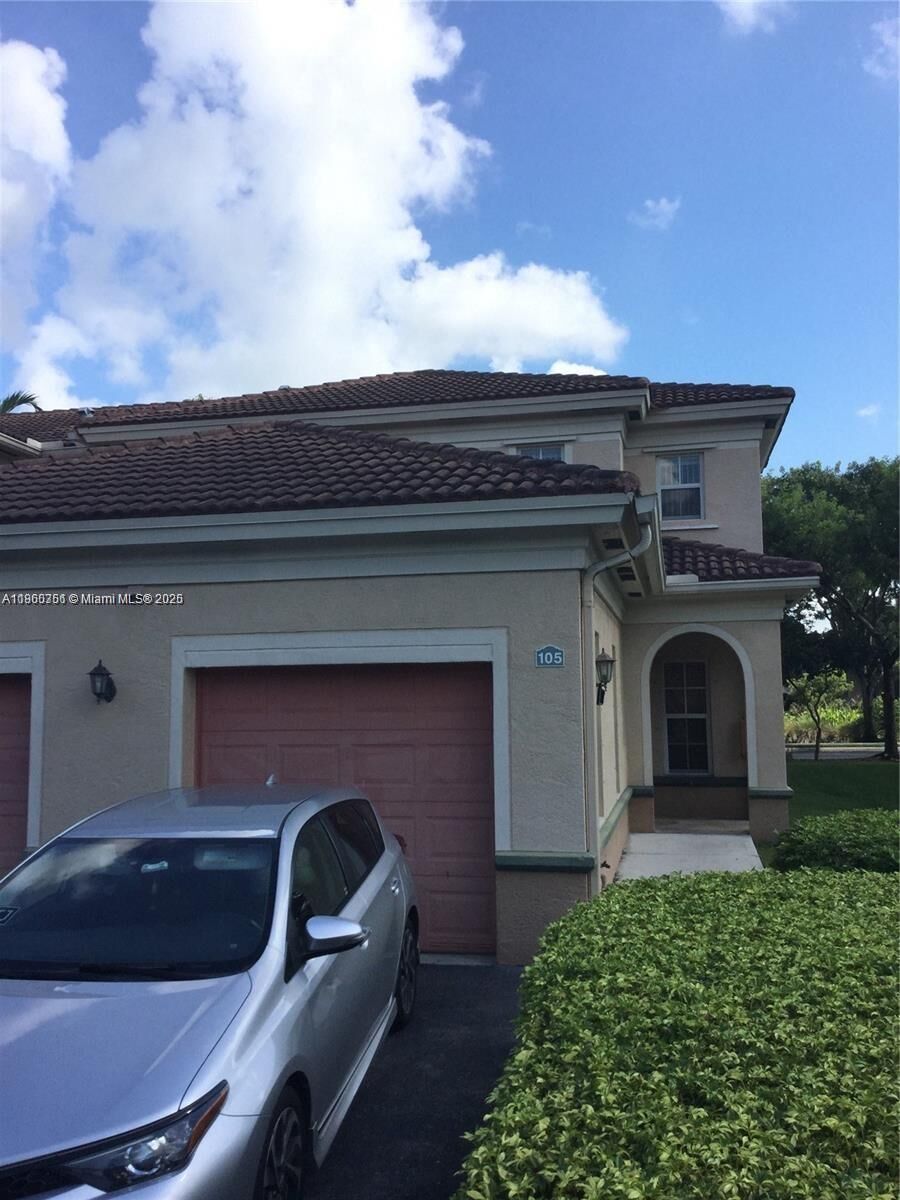 Property Photo: 2517 Centergate Dr 105 FL 33025