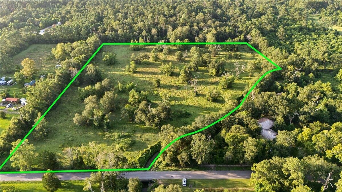 Property Photo: 2224 Bancroft TX 77632