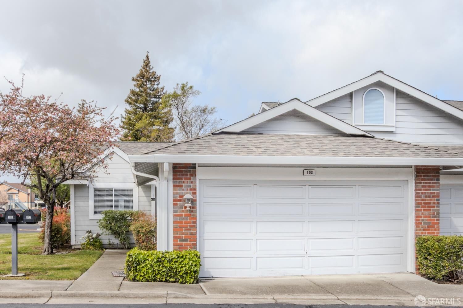 Property Photo:  102 S Wildwood  CA 94547 