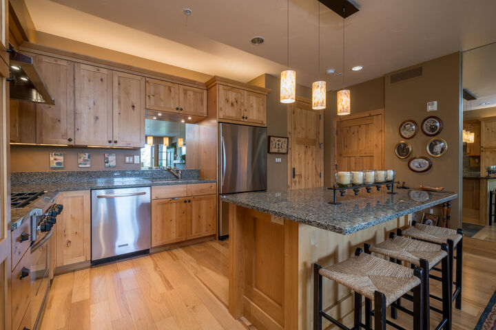 Property Photo: 104 Village Way 12 ID 83353
